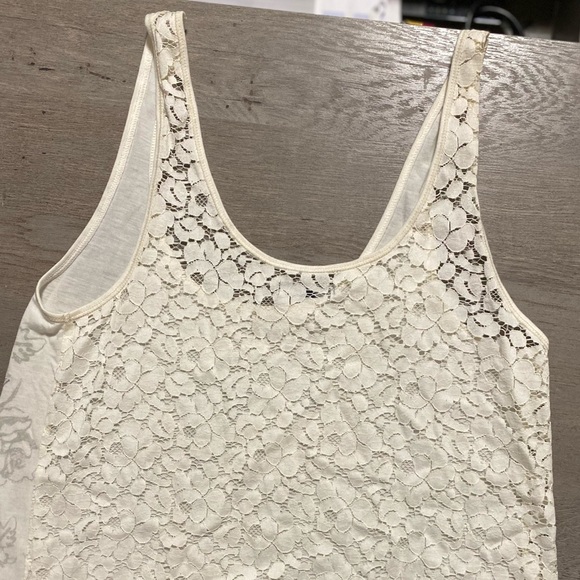 AE Lace Back Tank Top - Picture 5 of 7